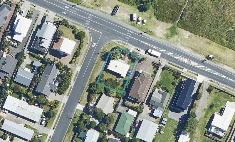 966 Papamoa Beach Road, Papamoa Beach, Papamoa - Carousel 1