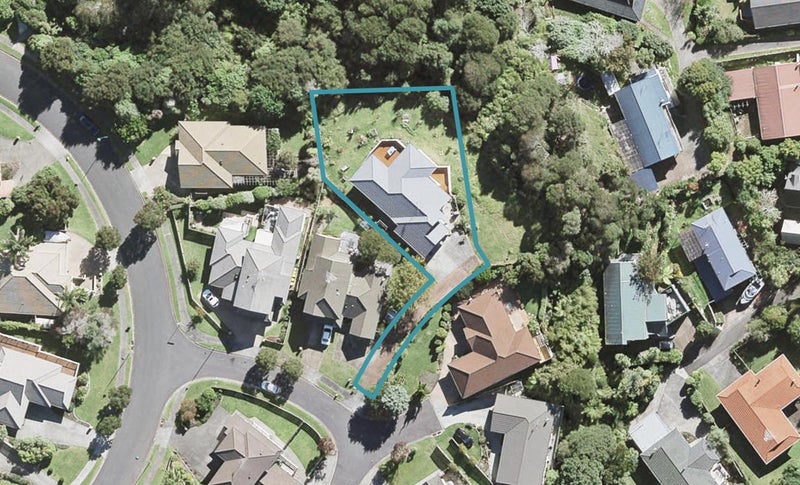 6 Lincoln Close, Northcross, Auckland - Carousel 1