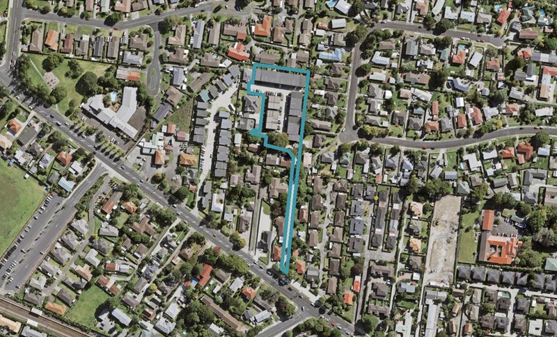 17/45A Swanson Road, Henderson, Auckland - Carousel 1