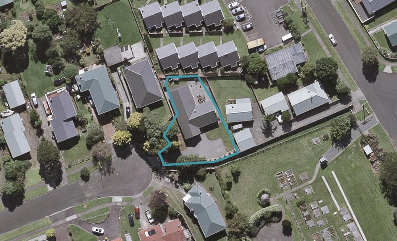 21 Chesney Street, Bell Block, New Plymouth - Carousel 1