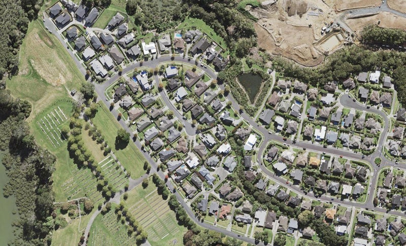 12 Dove Place, Schnapper Rock, Auckland - Carousel 1