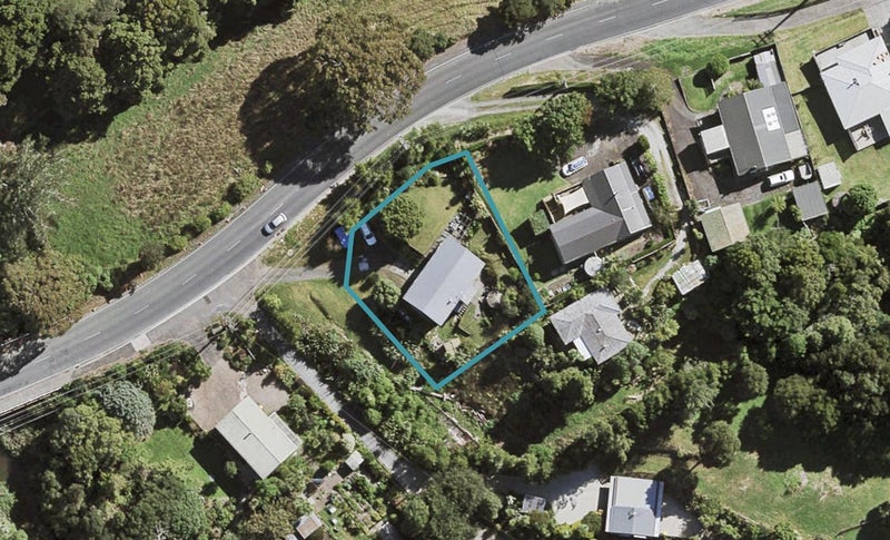 42 Oraha Road, Kumeu - Carousel 1