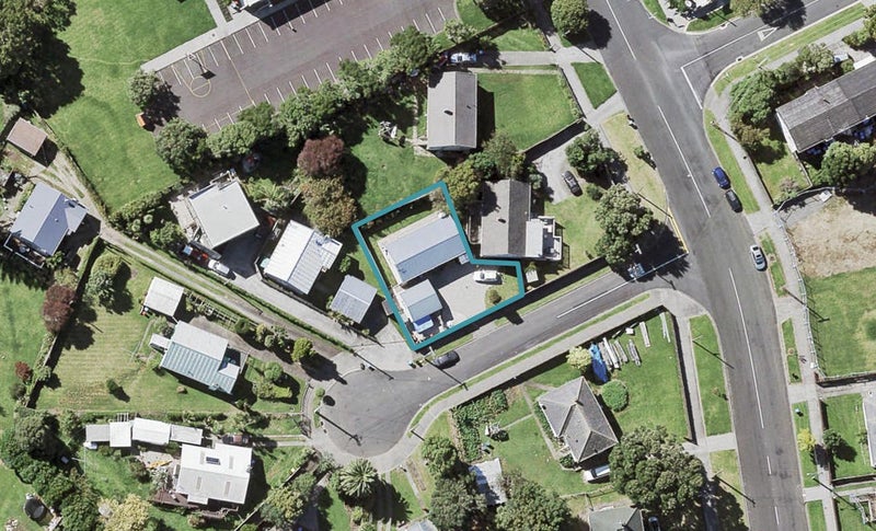 1 Hilton Place, Wai o Taiki Bay, Auckland - Carousel 1