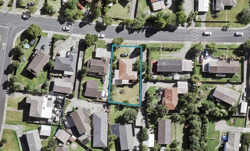 26 Pisces Road, Glen Eden, Auckland - Carousel 1