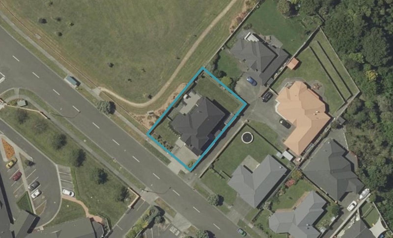 187 Ruapehu Drive, Fitzherbert, Palmerston North - Carousel 1