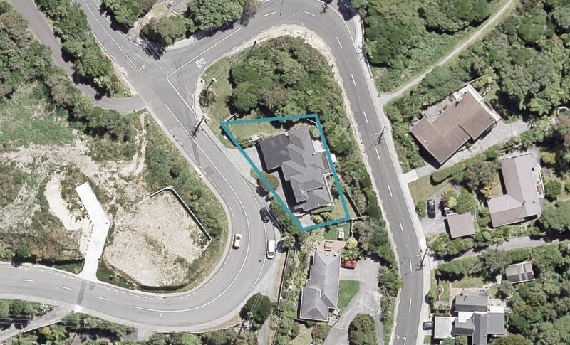 1 Poto Road, Normandale, Lower Hutt - Carousel 1