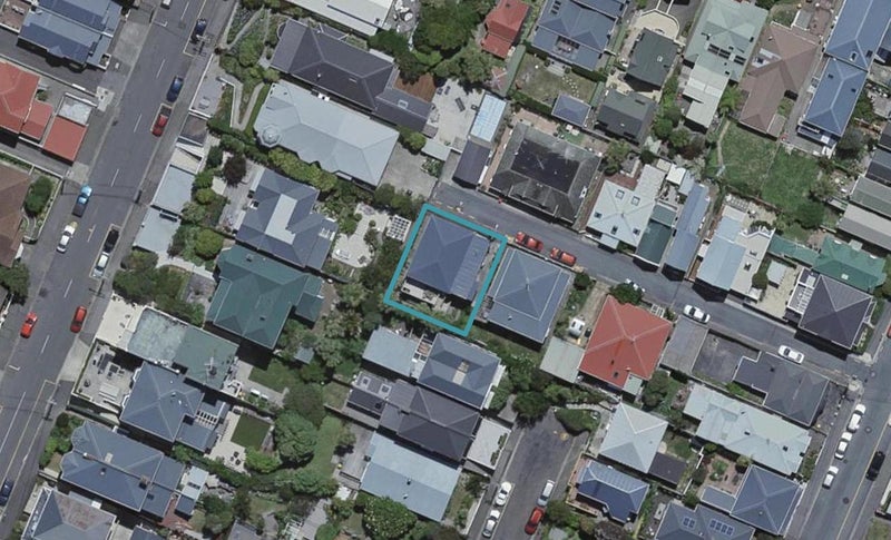 5 Tutchen Avenue, Mount Victoria, Wellington - Carousel 1