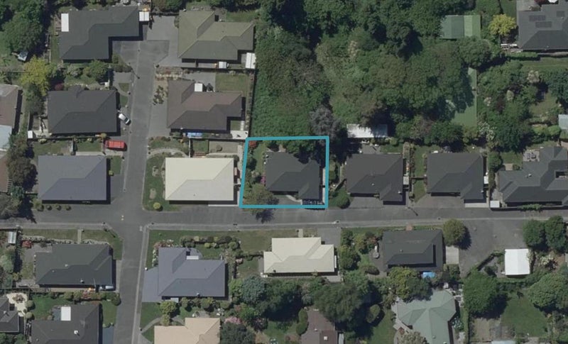 7 Castle Way, Beckenham, Christchurch - Carousel 1