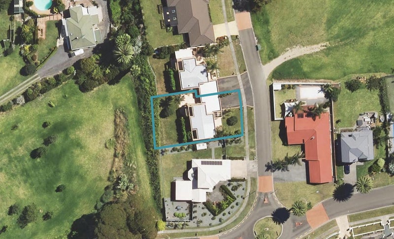 2 Diana Avenue, Mangapapa, Gisborne - Carousel 1