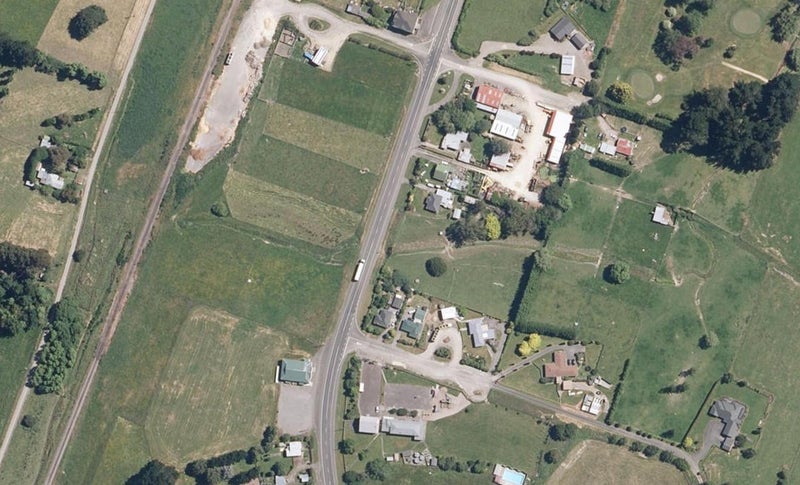 81299 State Highway 2, Mangatainoka, Pahiatua - Carousel 1