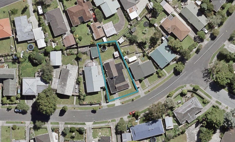 31 Brightwater Crescent, Totara Park, Upper Hutt - Carousel 1