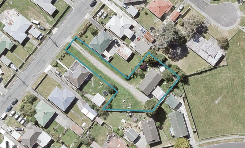 24A Ruthven Road, Wainuiomata, Lower Hutt - Carousel 1