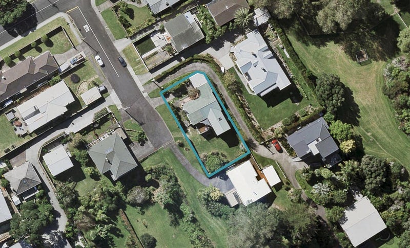 18 Birkley Road, Bayswater, Auckland - Carousel 1