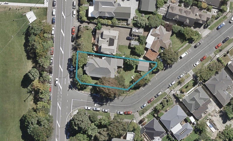 1 Hautana Square, Woburn, Lower Hutt - Carousel 1