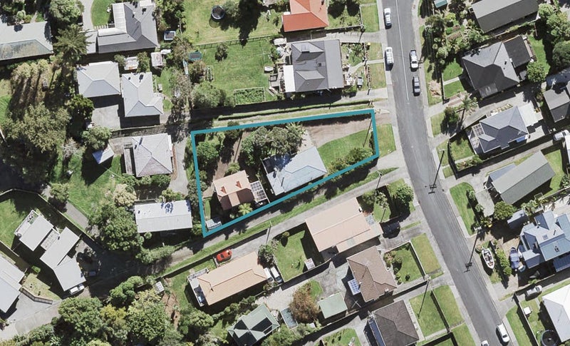 2/23 Kia Ora Road, Beach Haven, Auckland - Carousel 1