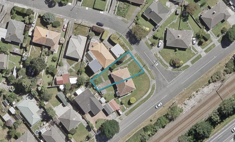 44 Trinity Avenue, Epuni, Lower Hutt - Carousel 1