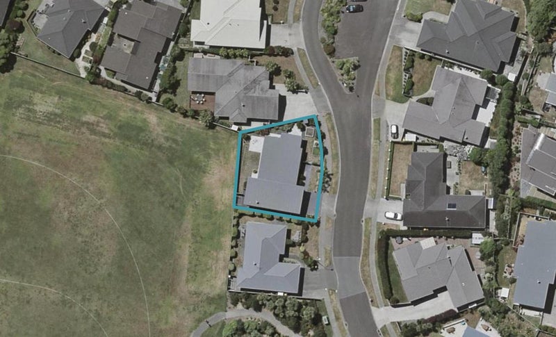 17 Telford Way, Raumati Beach, Paraparaumu - Carousel 1