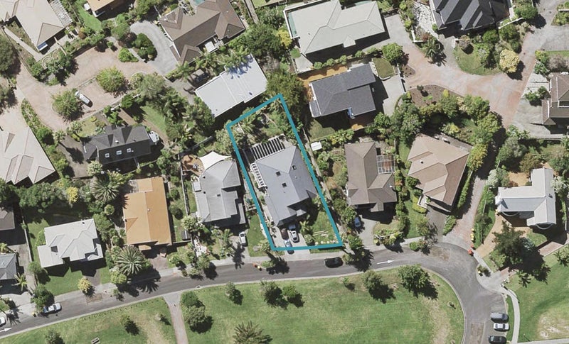 12 Taroka Close, Pinehill, Auckland - Carousel 1