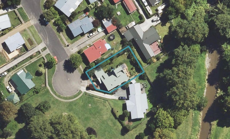 20 Loisel Street, Riverdale, Gisborne - Carousel 1