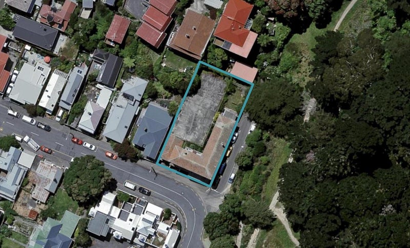 105 Majoribanks Street, Mount Victoria, Wellington - Carousel 1