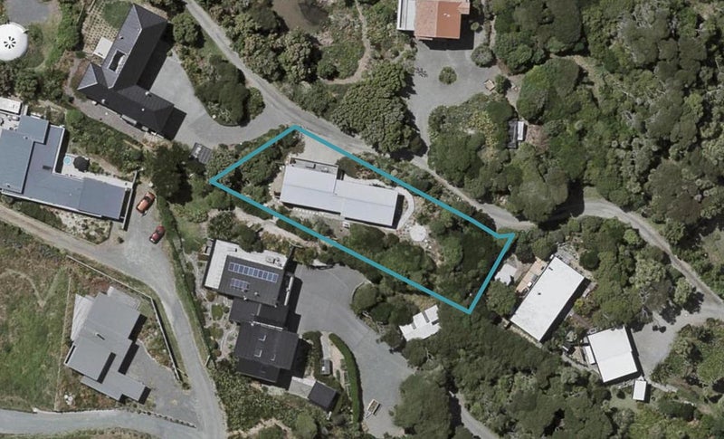 84 Paetawa Road, Peka Peka, Waikanae - Carousel 1