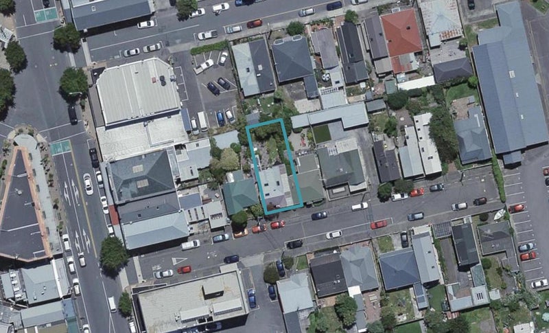 7 Green Street, Newtown, Wellington - Carousel 1