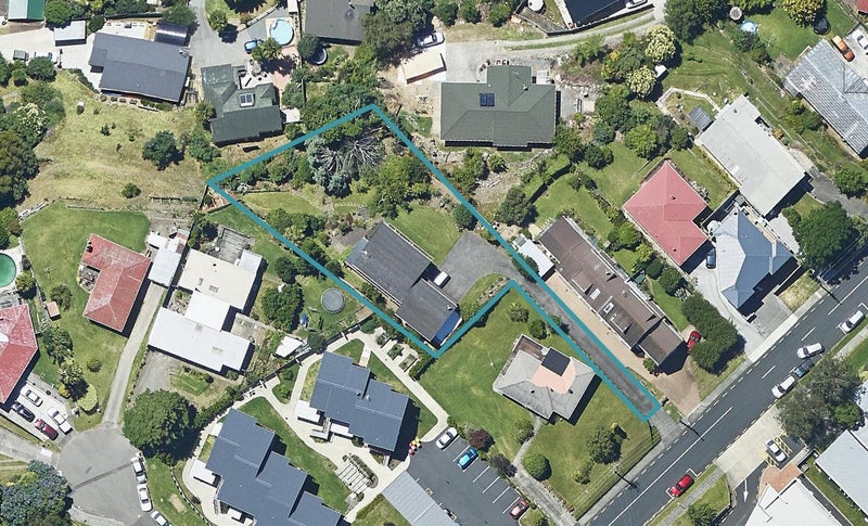 21 Clarke Street, Gate Pa, Tauranga - Carousel 1