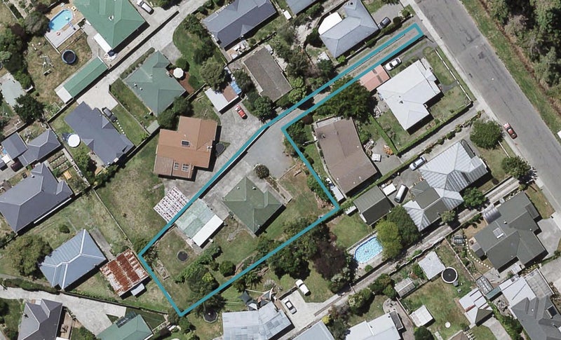 215 Kenilworth Road, Mayfair, Hastings - Carousel 1