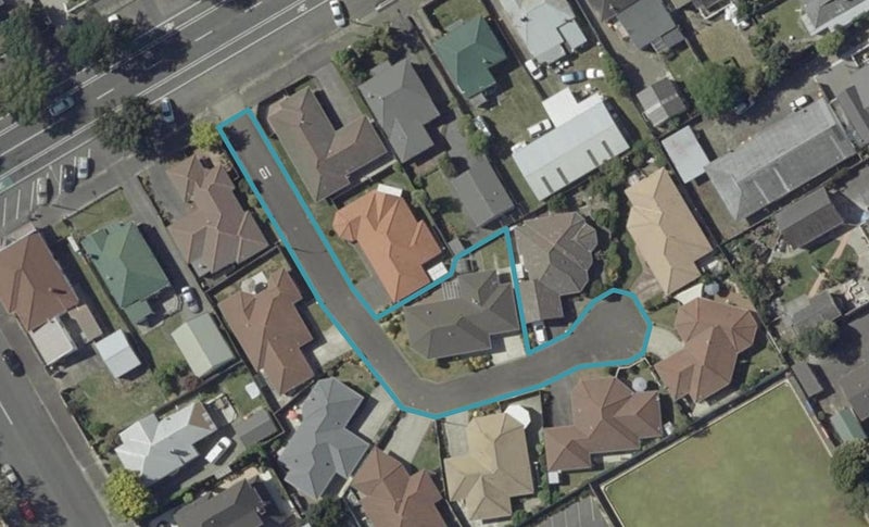 9 Seville Court, Terrace End, Palmerston North - Carousel 1