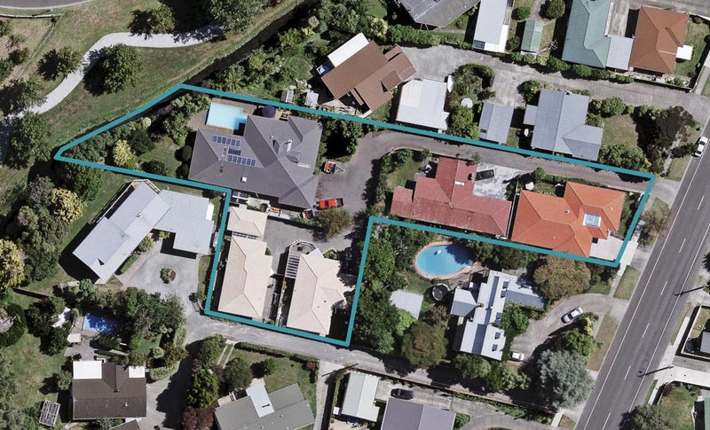 2/100 AVONDALE ROAD, GREENMEADOWS, NAPIER - Carousel 1