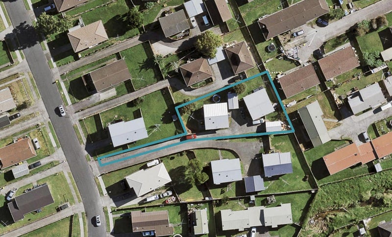 1/17 Hanford Place, Clendon Park, Auckland - Carousel 1