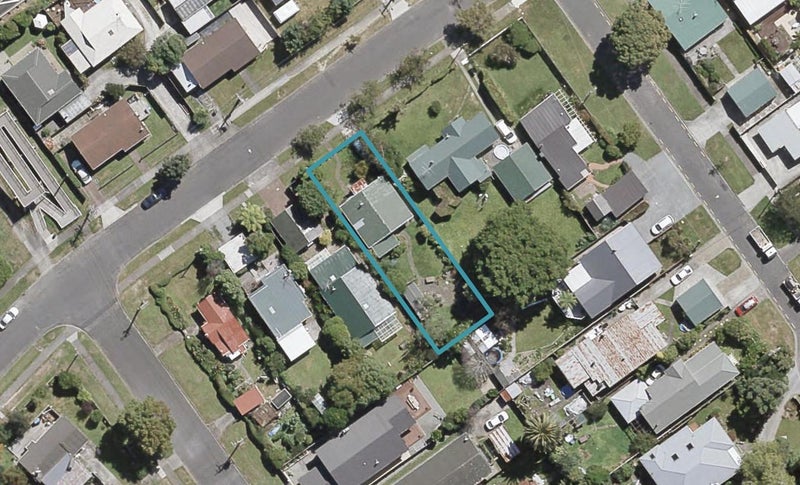 44 Owen Street, Belmont, Lower Hutt - Carousel 1