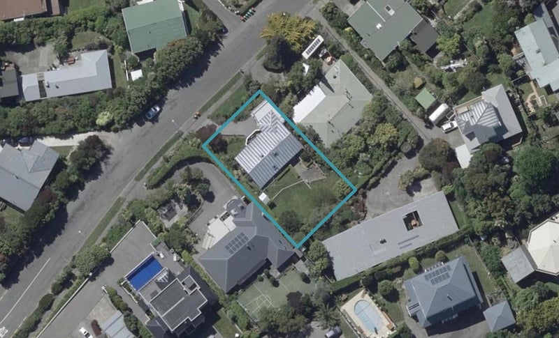 8 Takahe Drive, Cashmere, Christchurch - Carousel 1