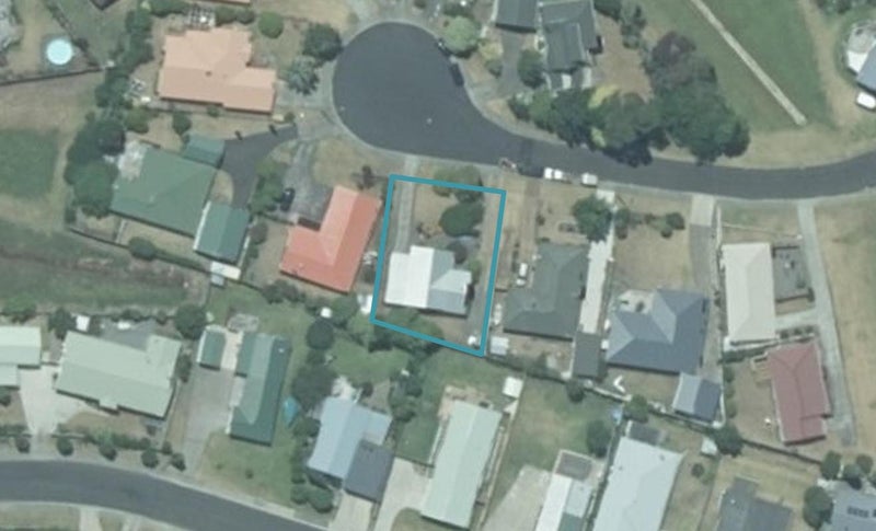 15 Impala Place, Whitianga, Whitianga - Carousel 1