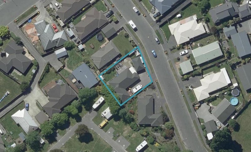 127 Bayswater Crescent, Bromley, Christchurch - Carousel 1