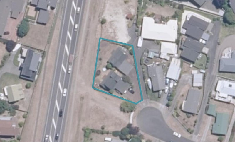2/18 Tobin Place, Richmond Heights, Taupō - Carousel 1