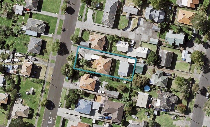 22 Kawiti Avenue, Point England, Auckland - Carousel 1
