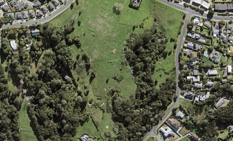 27 Seasons Way, Schnapper Rock, Auckland - Carousel 1