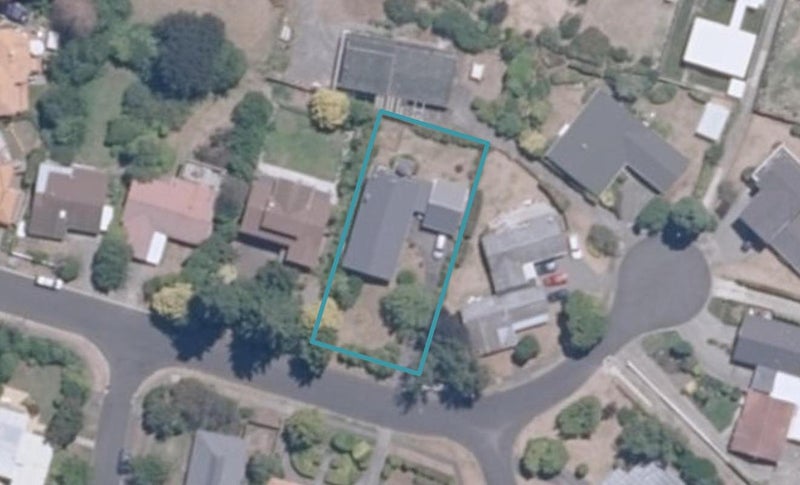 36 Oregon Drive, Rainbow Point, Taupo - Carousel 1