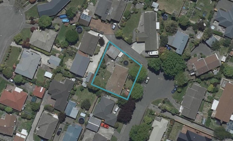 3 Glenys Place, Broomfield, Christchurch - Carousel 1