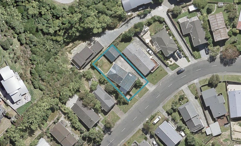 40 Redvers Drive, Belmont, Lower Hutt - Carousel 1