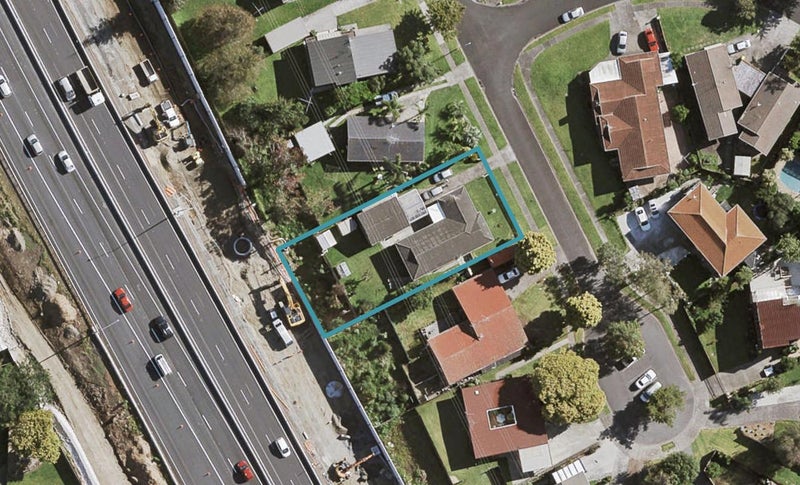 34 Balgowan Terrace, Conifer Grove, Takanini - Carousel 1