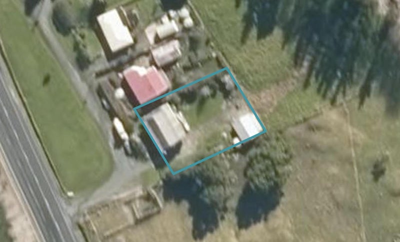 2046 State Highway 1, Kaiwaka - Carousel 1