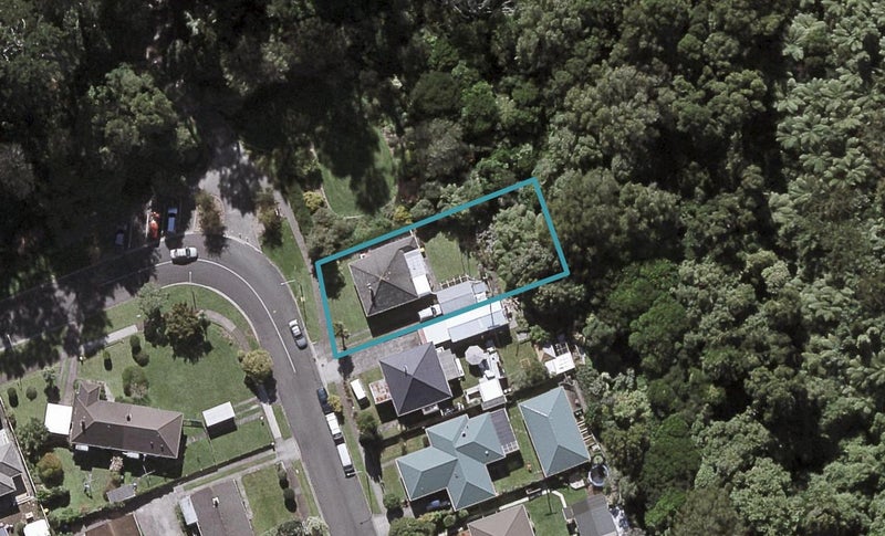 1 Somerset Street, Brooklands, New Plymouth - Carousel 1