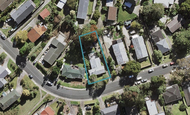 23 Ayton Drive, Totara Vale, Auckland - Carousel 1