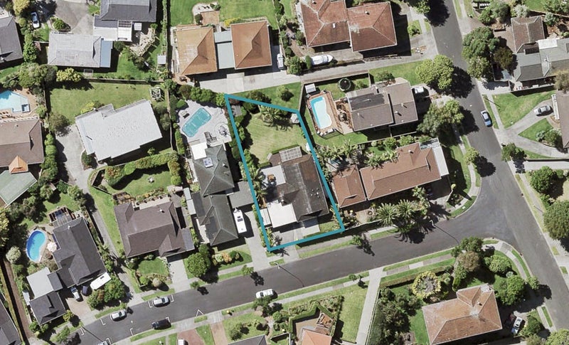 16 Paykel Avenue, Farm Cove, Auckland - Carousel 1