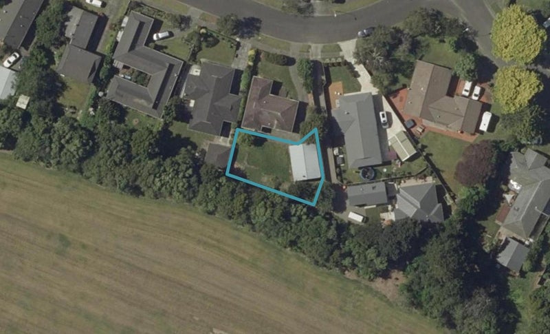 7A Humphries Place, Awapuni, Palmerston North - Carousel 1