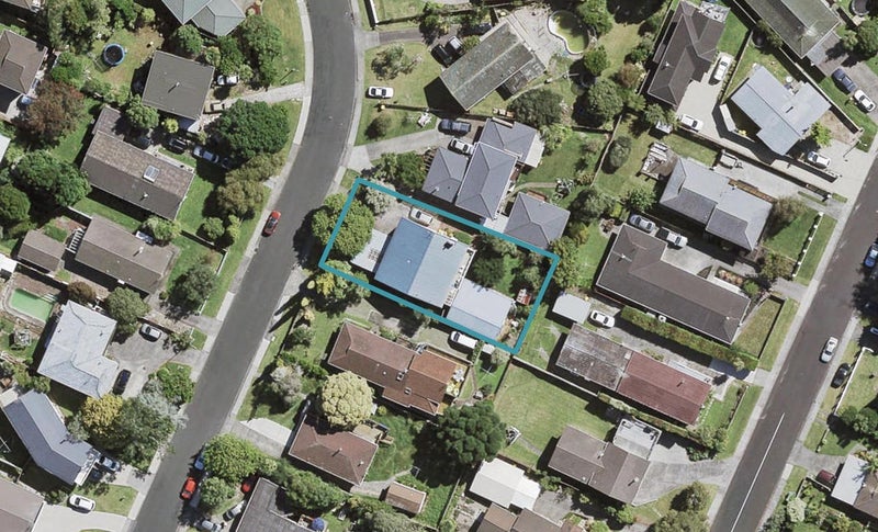 15 Spence Road, Henderson, Auckland - Carousel 1