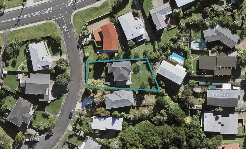 4 Nicholson Place, Hillcrest, Auckland - Carousel 1