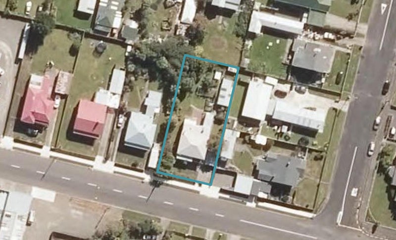 28 Russell Street, Marton, Marton - Carousel 1